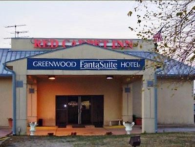 Red Carpet Inn Fanta Suites Hotel جرينوود المظهر الخارجي الصورة