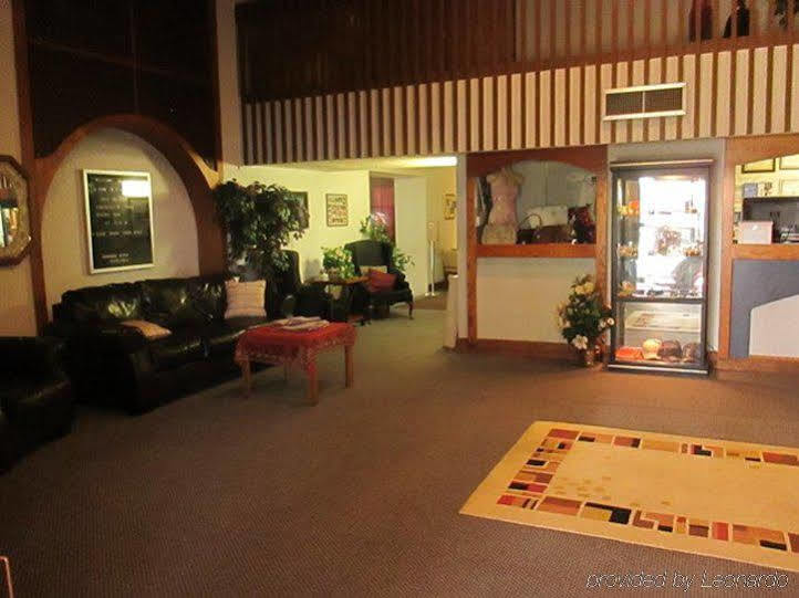 Red Carpet Inn Fanta Suites Hotel جرينوود المظهر الخارجي الصورة